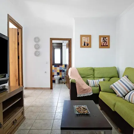 Fornell I Piscina Compartida Holiday home Conil De La Frontera